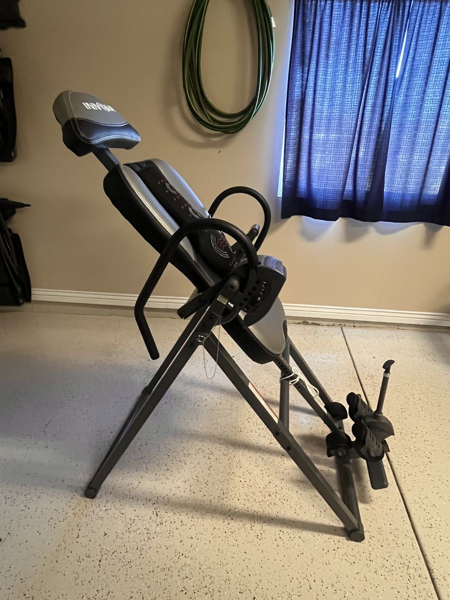 Innova Inversion Table
