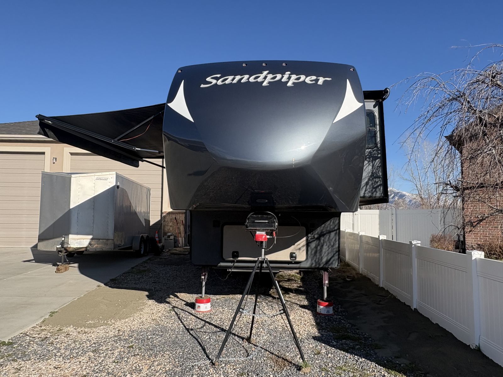 2014 Sandpiper 5th Wheel Camper