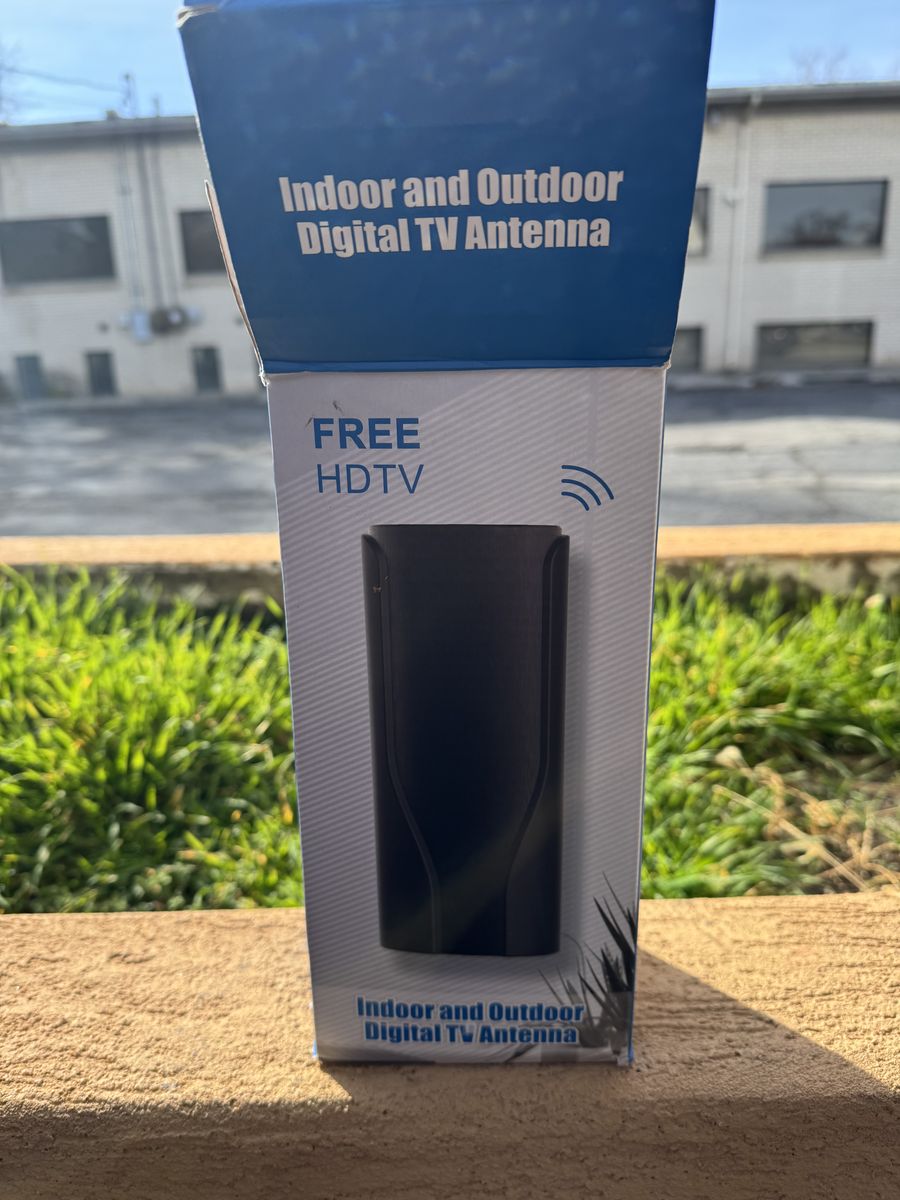 Indoor and outdoor Digital TV Antenna