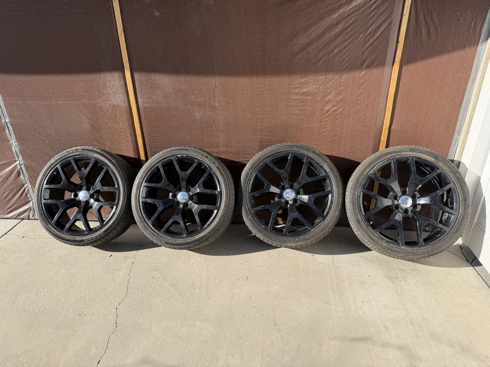 6 Lug Chevy, Gmc, Cadillac 24 In Denali Replicas