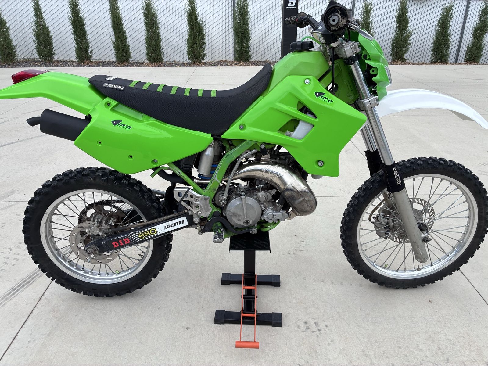 2001 Kawasaki KDX 200