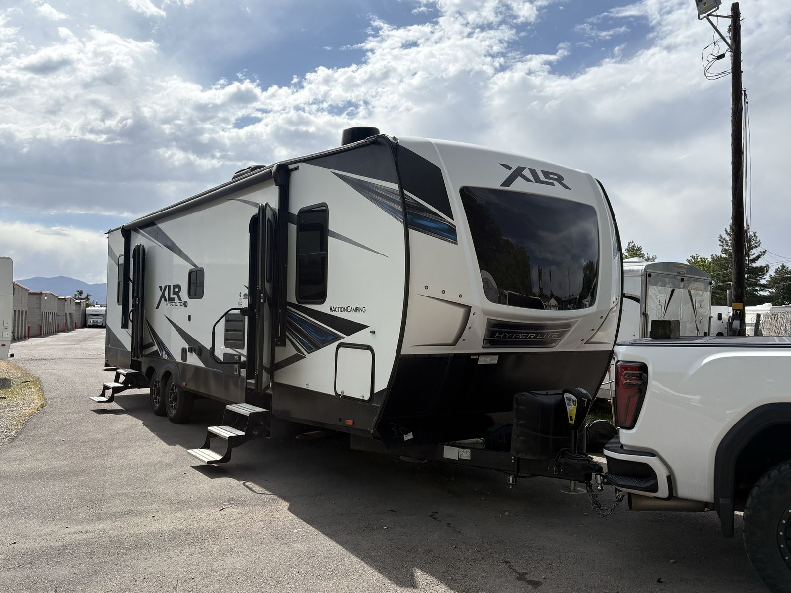 Forest River XLR Hyper Lite HD Travel Trailer - Excellent Condition Toy Hauler