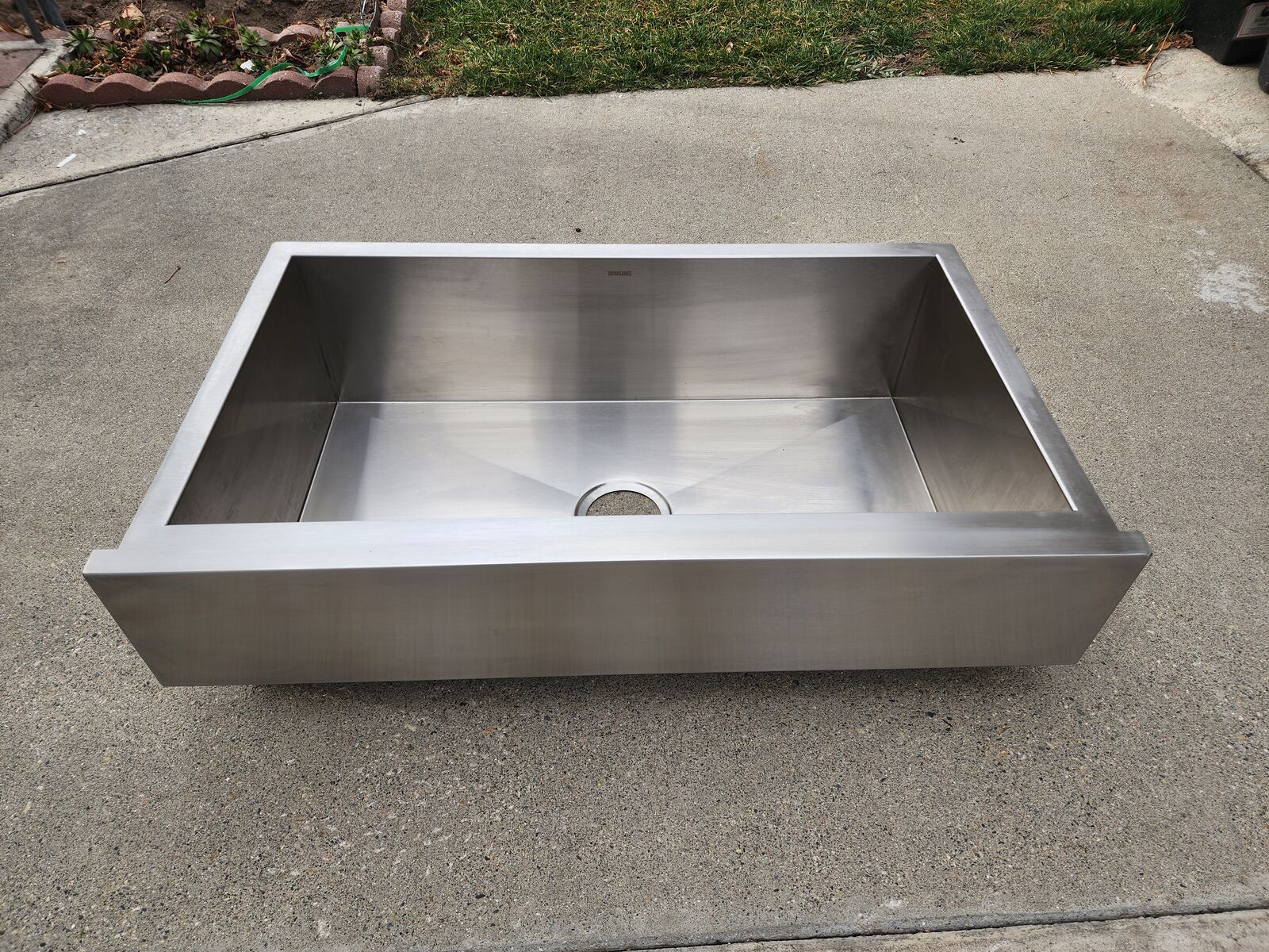 Stainless Steel Kitchen Sink/Apron Front