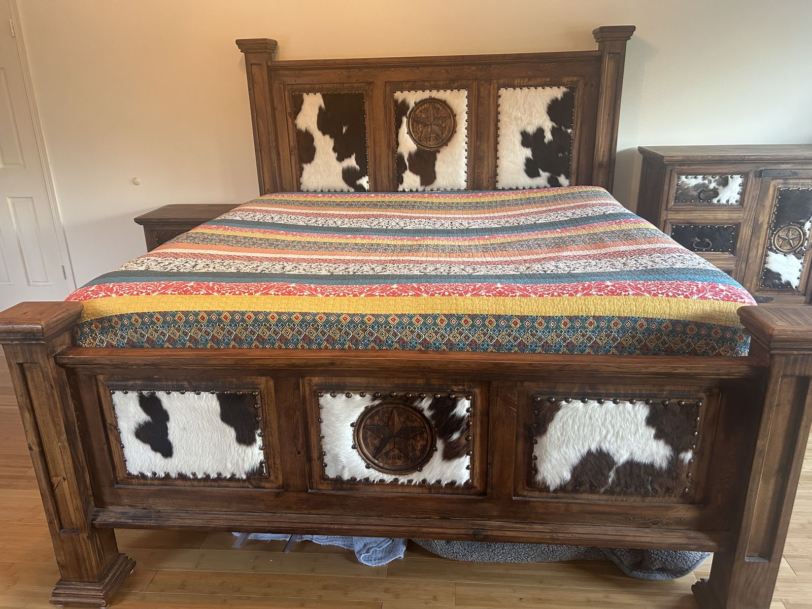 Handcrafted Texas King Bed | Solid Wood | Genuine Cowhide | Luxury-Premium Quality