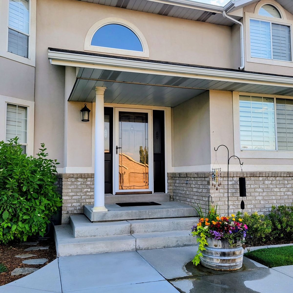 Beautiful Pella Storm Door