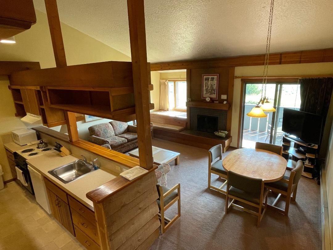 Main image 14