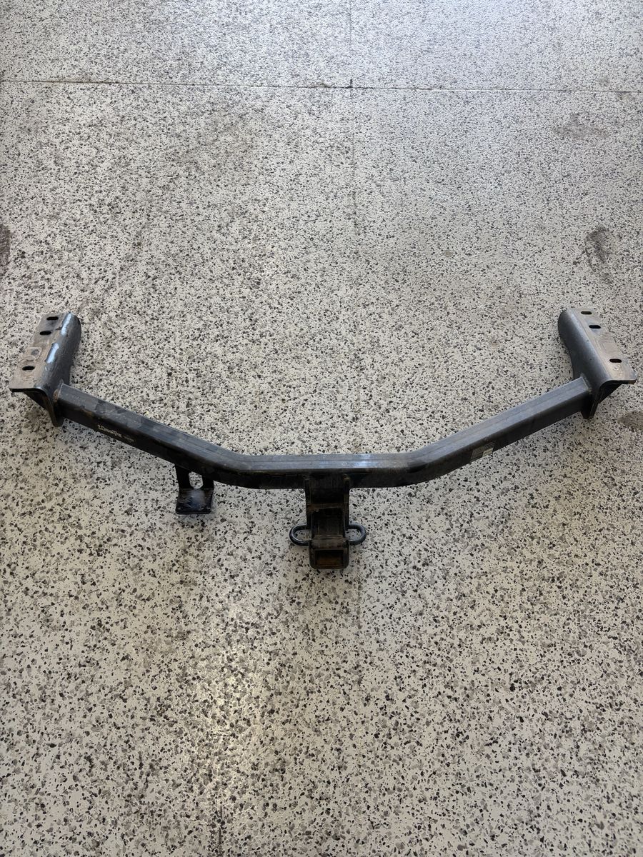Used Black Trailer Hitch Receiver Bar for 2022 Nissan pathfinder
