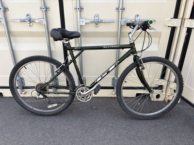 GT Outpost - steel 90s mountain bike MTB retro vintage xbiking cafe cruiser atb commuter