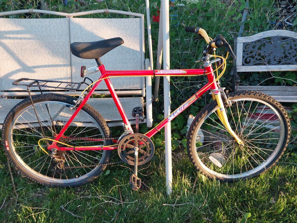 Huffy Scout 3 Touring Mountain Bike 80s Vintage Bicycle 54cm Frame