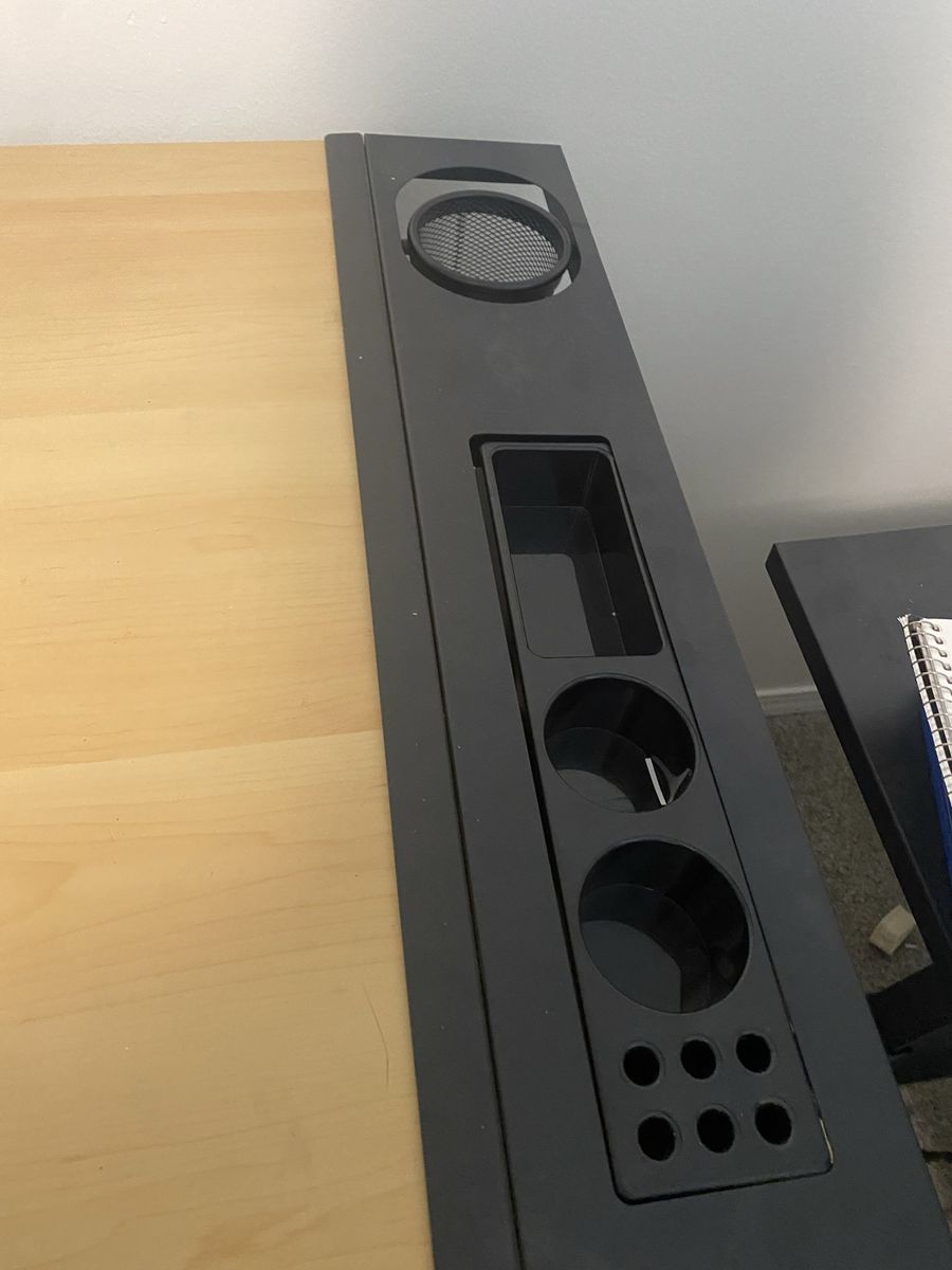 Main image 3