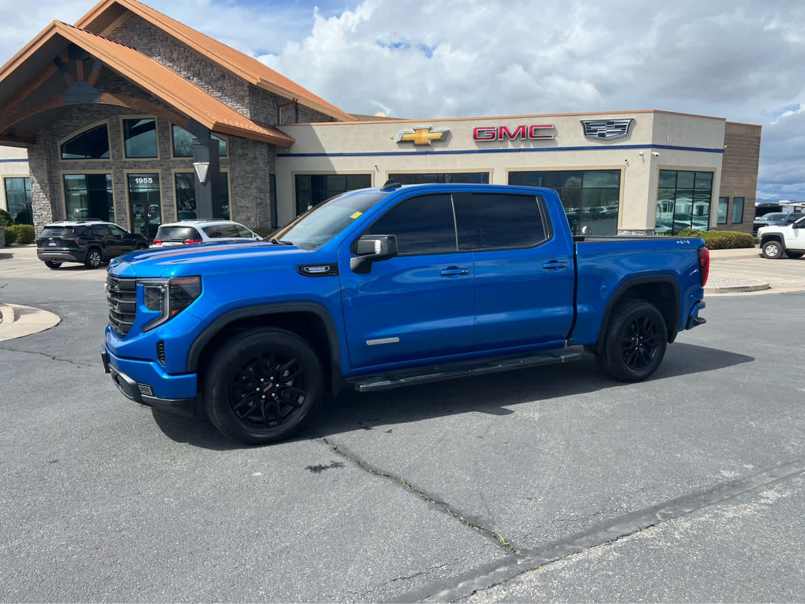 2023 GMC 1500 Elevation