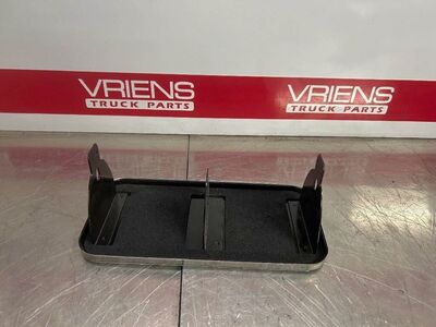 64-000 VENT-DOOR SST, POLISHED