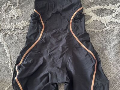 Speedo Women Swim Tech Suit Size 25