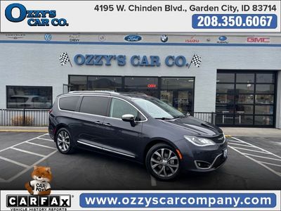 2019 CHRYSLER PACIFICA Limited