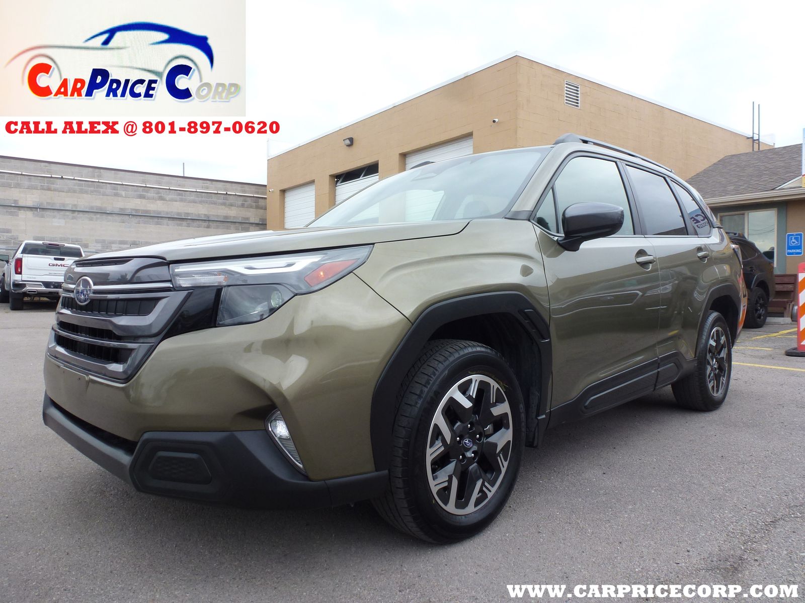 2025 SUBARU FORESTER Premium