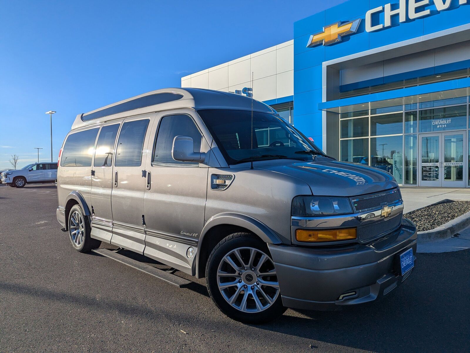 2020 Chevrolet Express 2500