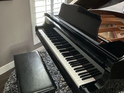 Yamaha GA1 Baby Grand Piano with Bench