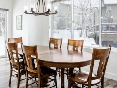 Antique Dining with 9 Extenders!! Make an Offer