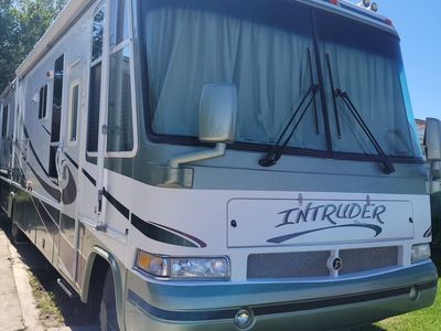 2001 Intruder Motorhome