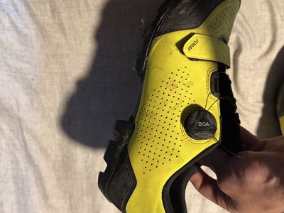 Bontrager MTN bike clipless shoes size 10