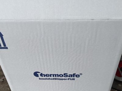 extra large thermosafe insulated shipping box 23x23x23 od