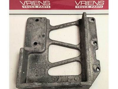 Peterbilt 379 Right Upper Hood Pivot, Part # 13-04286R