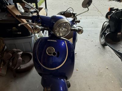 Honda metropolitan scooter