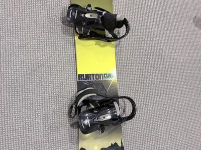 Burton Clash Snowboard with Freestyle Bindings - Used