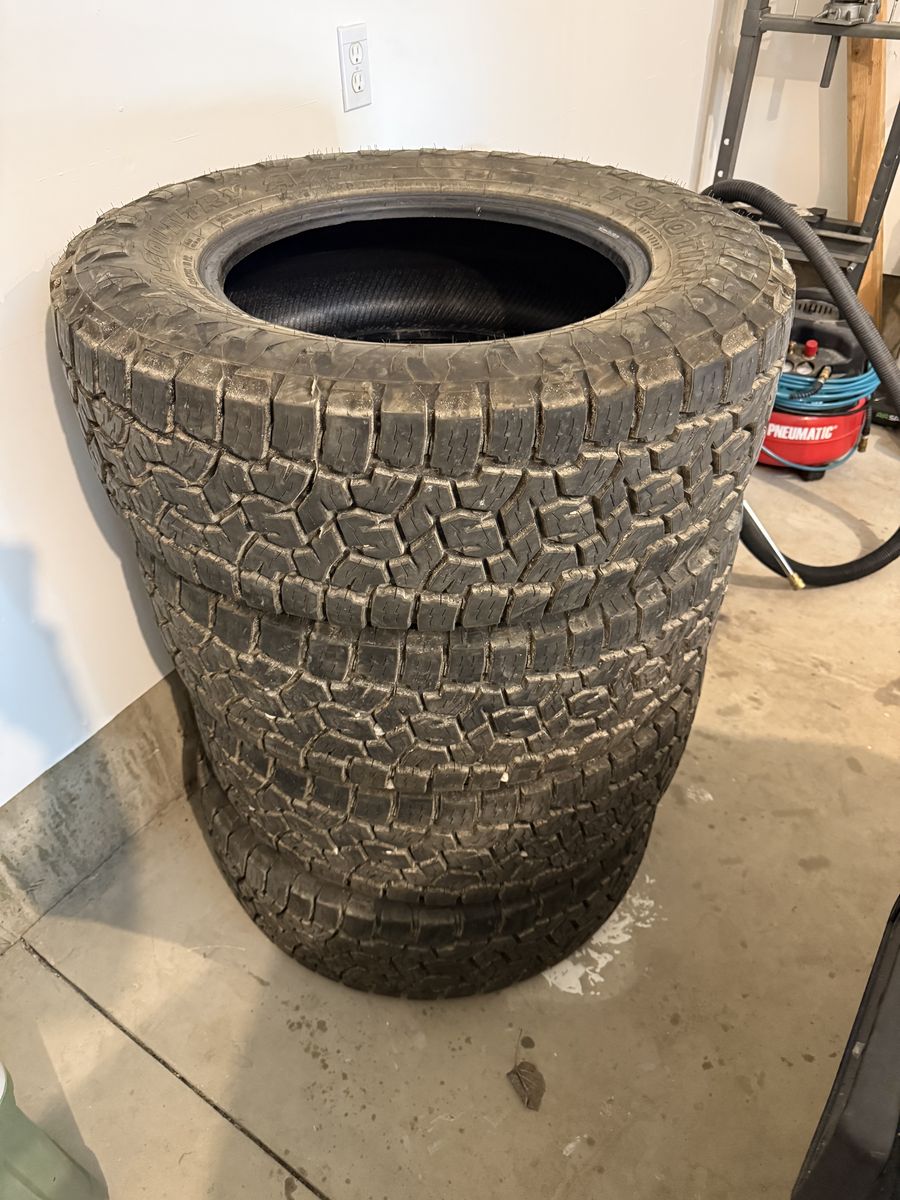 Toyo Open Country LT275/65R18