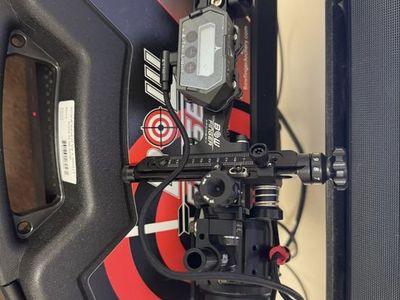 Bow Finger Sight, 40mm Scope, E-tac light, and 6x lens