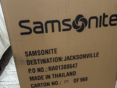 Samsonite Freeform 2-Piece Luggage Set - Carry-On & Large Checked Hardshell - Navy