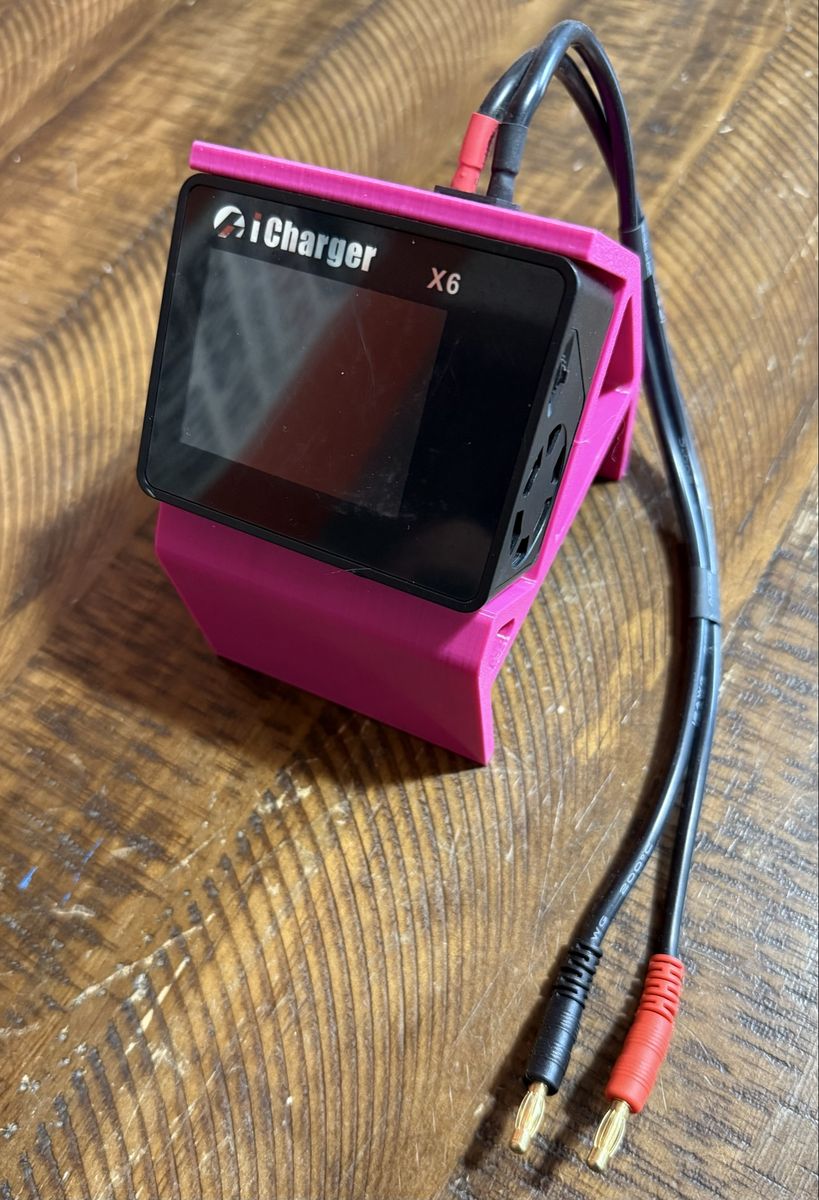 Junsi iCharger X6 (Black Special Edition), stand