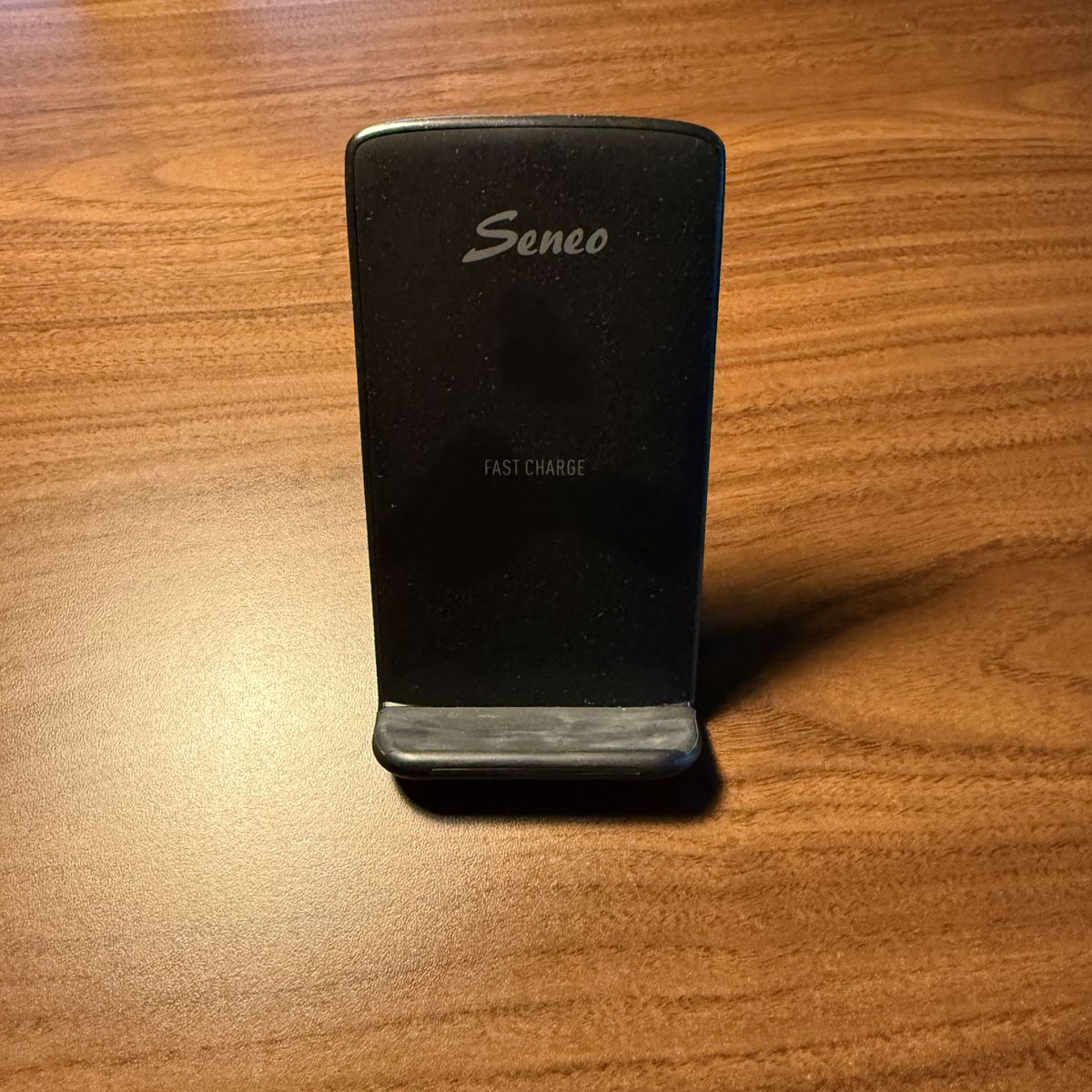 Seneo 10W Fast Wireless Charging Stand Charger for iPhone & Android Devices with a Micro B Power Connection