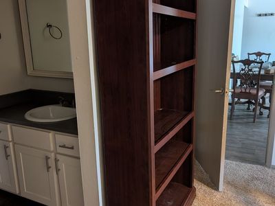 Book shelf