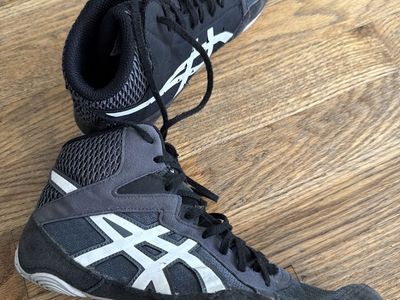 ASICS Snapdown 3 Youth Wrestling Shoes - Size US 7, Black/White, Synthetic Leather Upper