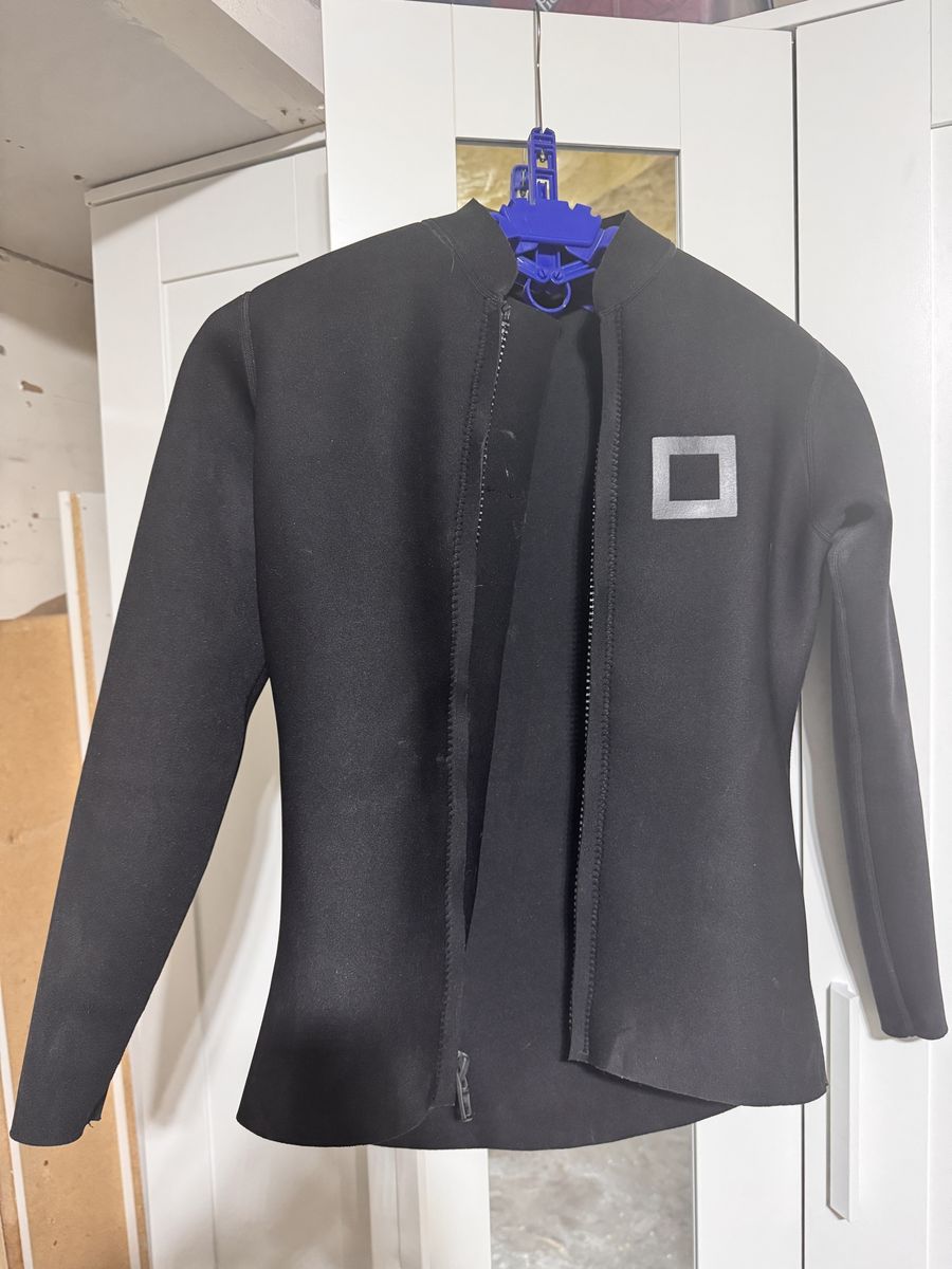Wetsuite Top