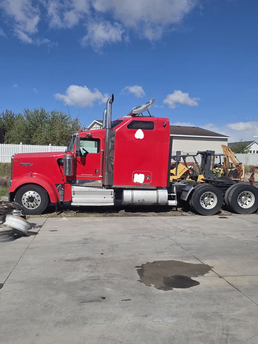 2008 kenworth w900
