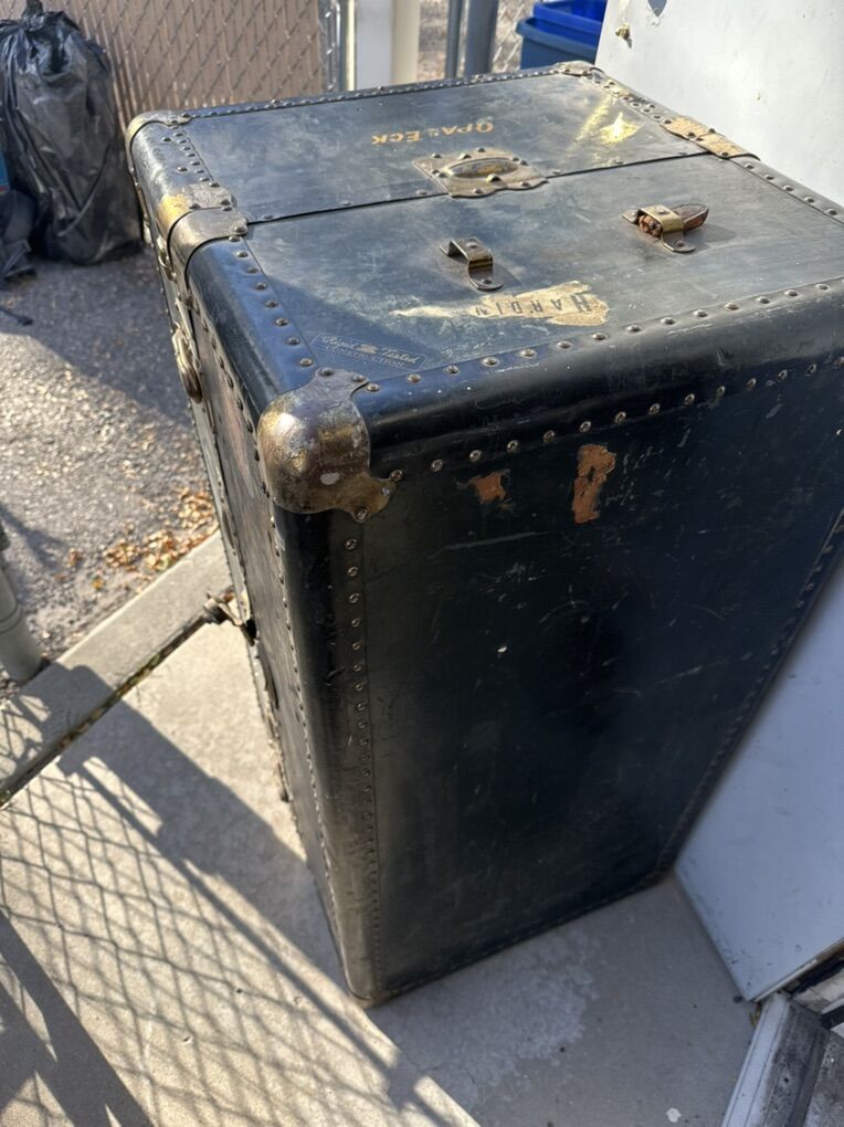 Vintage Steamer Trunk