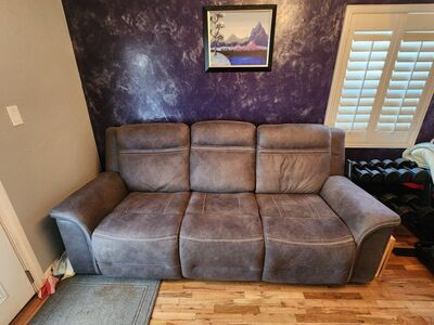 3 seat, dual electronic recliner- Grey
