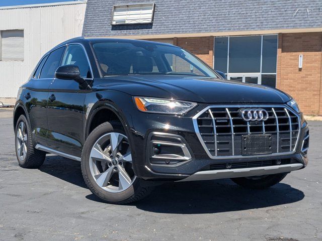 2023 Audi Q5 quattro Premium Plus 40 TFSI