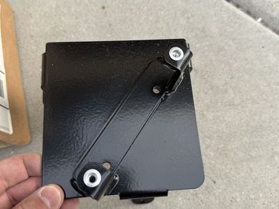 97-01 jeep XJ center console bracket