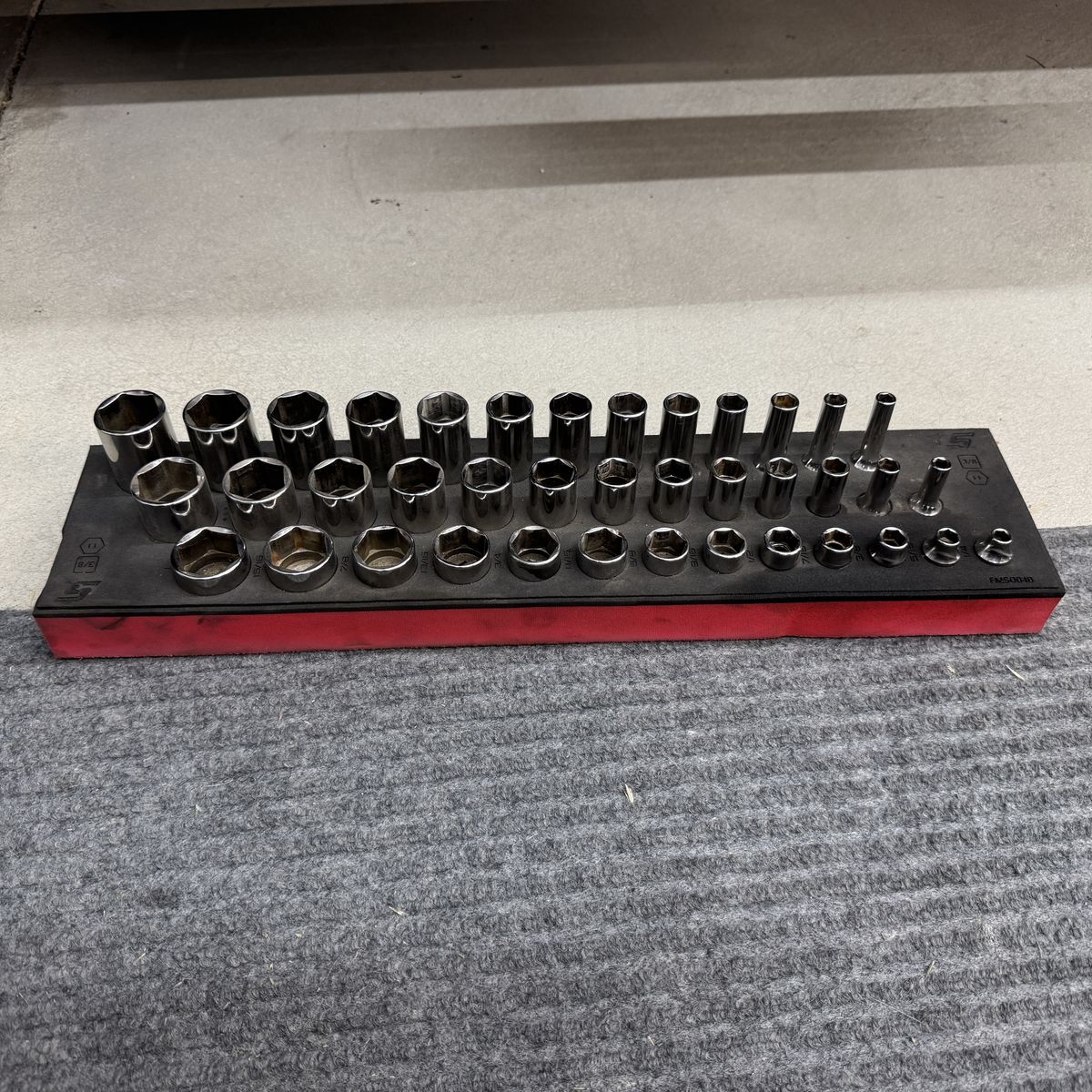 Snap-on 3/8" SAE Deep, Mid, Shallow Socket Set in Foam