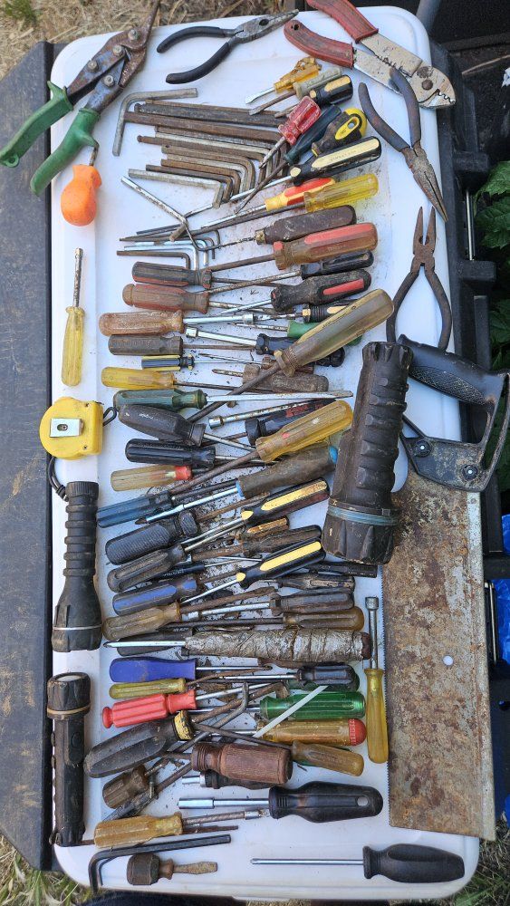 100 TOOLS