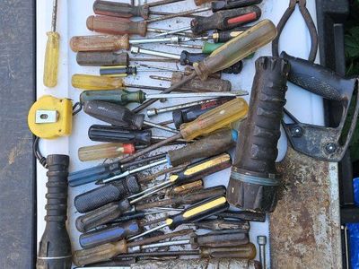 100 TOOLS