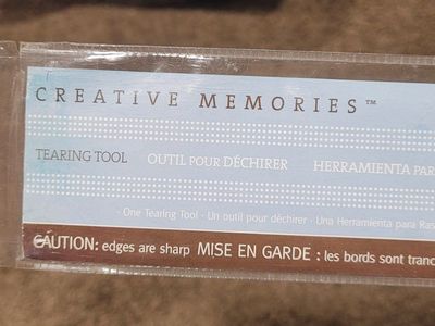 Creative Memories tearing tool