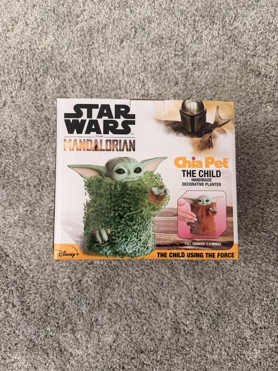 Star Wars The Mandalorian Chia Pet: The Child (Baby Yoda) Decorative Planter
