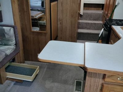 MUST GO! 1998 26ft Thor Tahoe 5th wheel