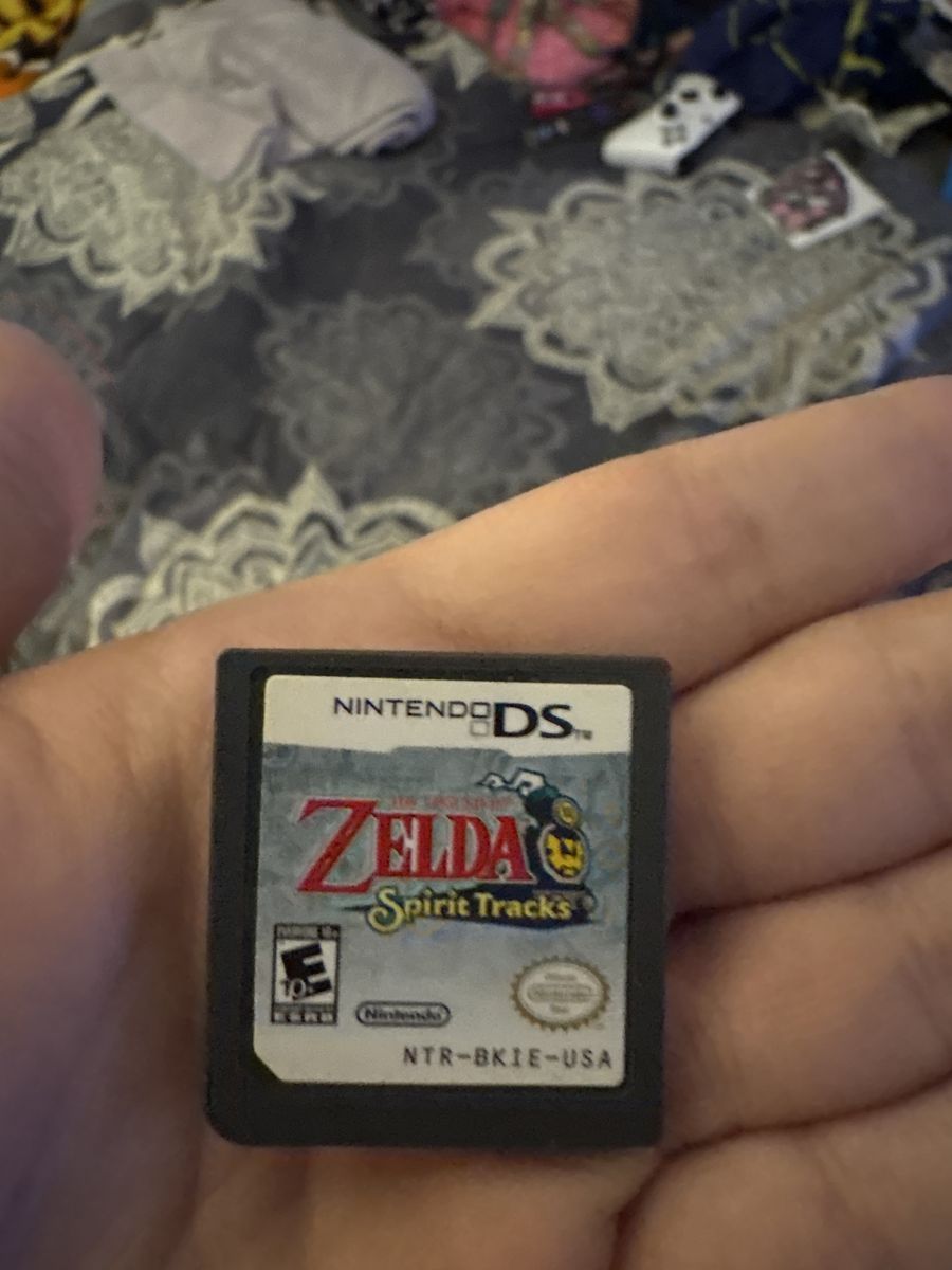 Nintendo DS The Legend of Zelda Spirit Tracks Video Game NTR-BKIE-USA