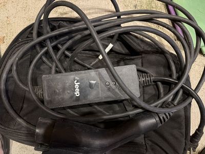 Jeep Electric Vehicle EV Charging Cable with Carrying Case