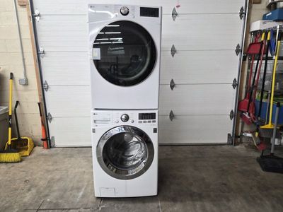 LG WASHER AND NVA GAS DRYER FREE DELIVERY !